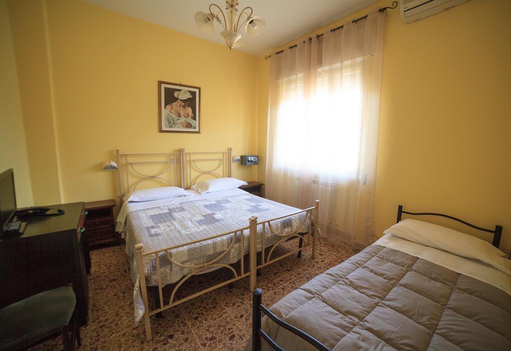 Hotel Il 9 Camaiore Buitenkant foto